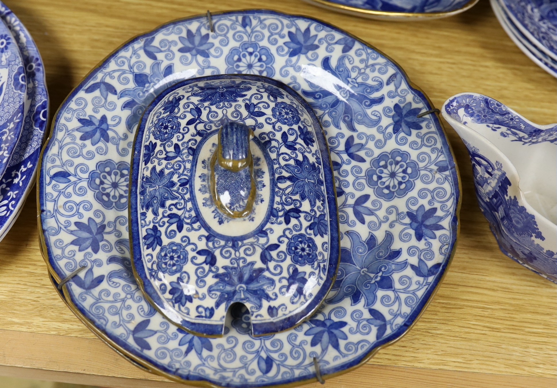 Spode Italian blue and white dessert and tea wares, 19th century and modern and other 19th century blue and white wares